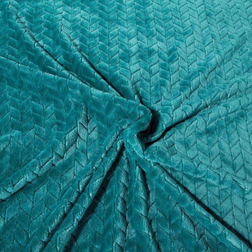 Tyrkysová hřejivá deka s geometrickým motivem 5