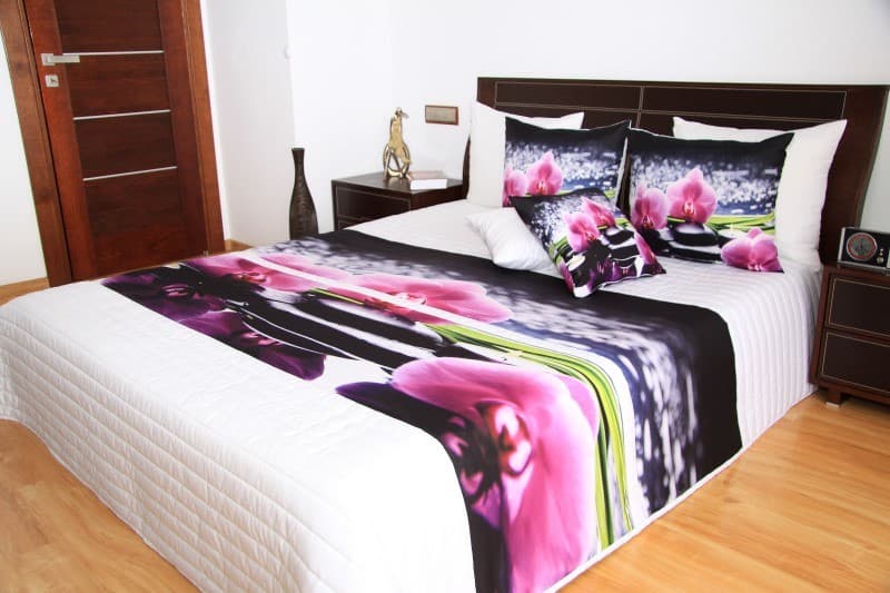 Bílé 3D přehozy s růžovými orchidejemi