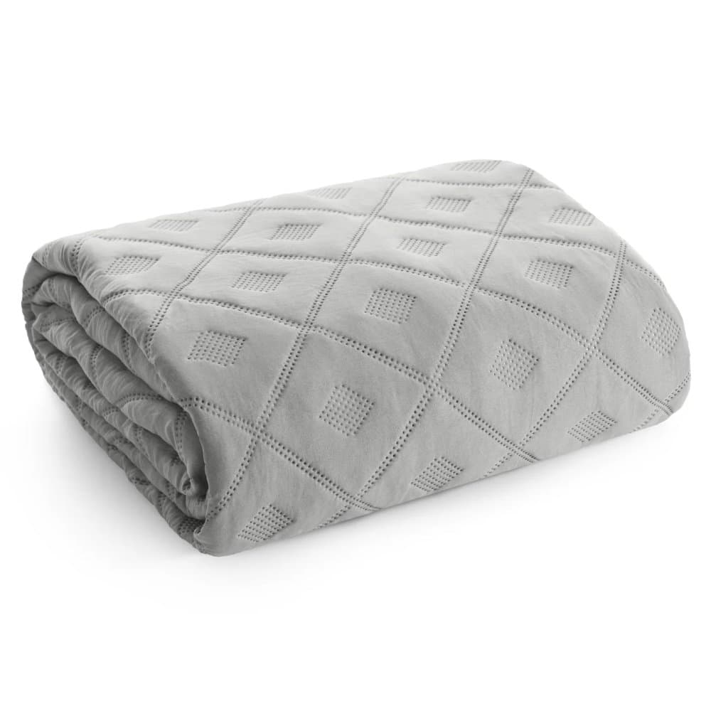 Stylový šedý přehoz na postel 3