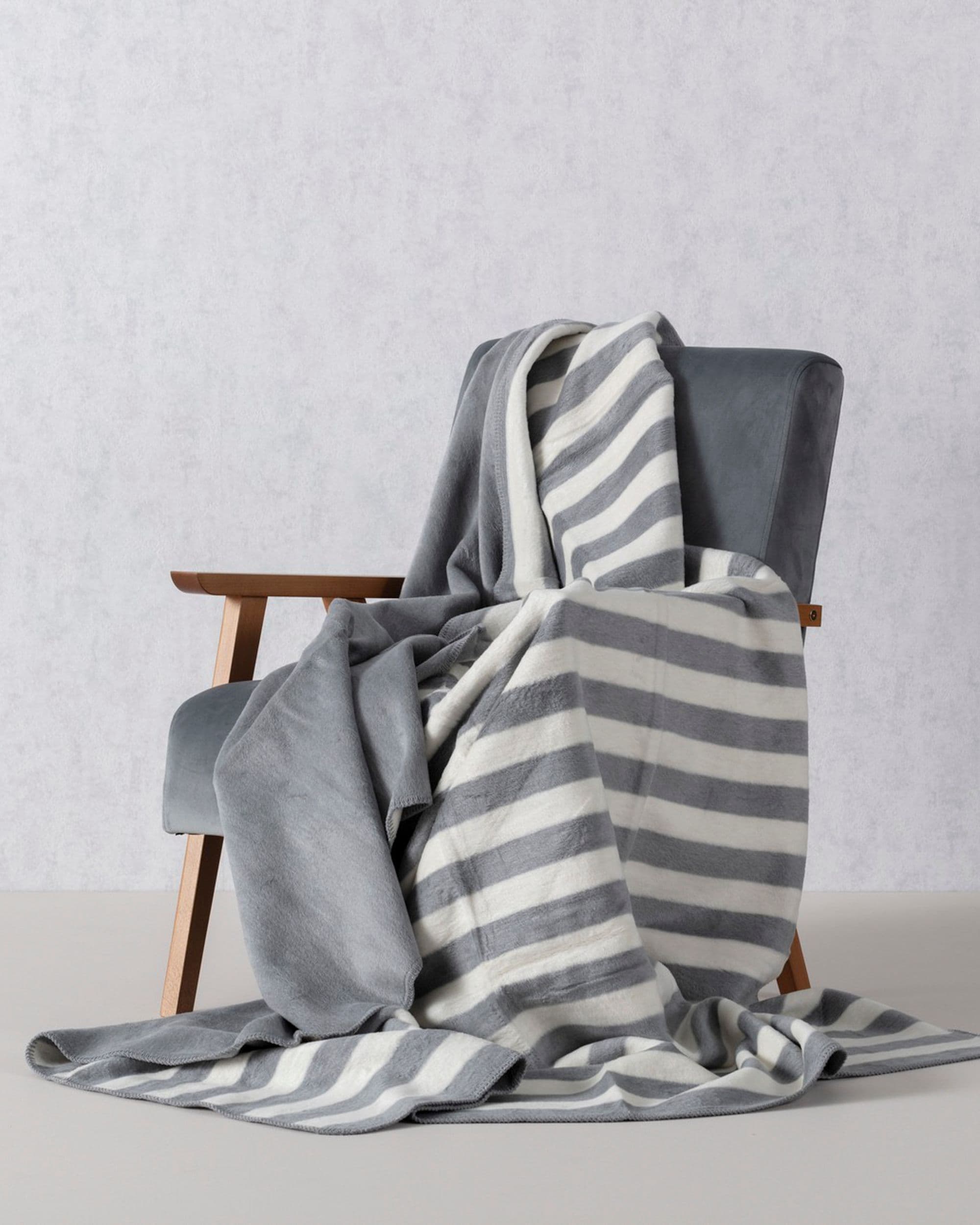 Deka Cotton Cloud Gray Stripes